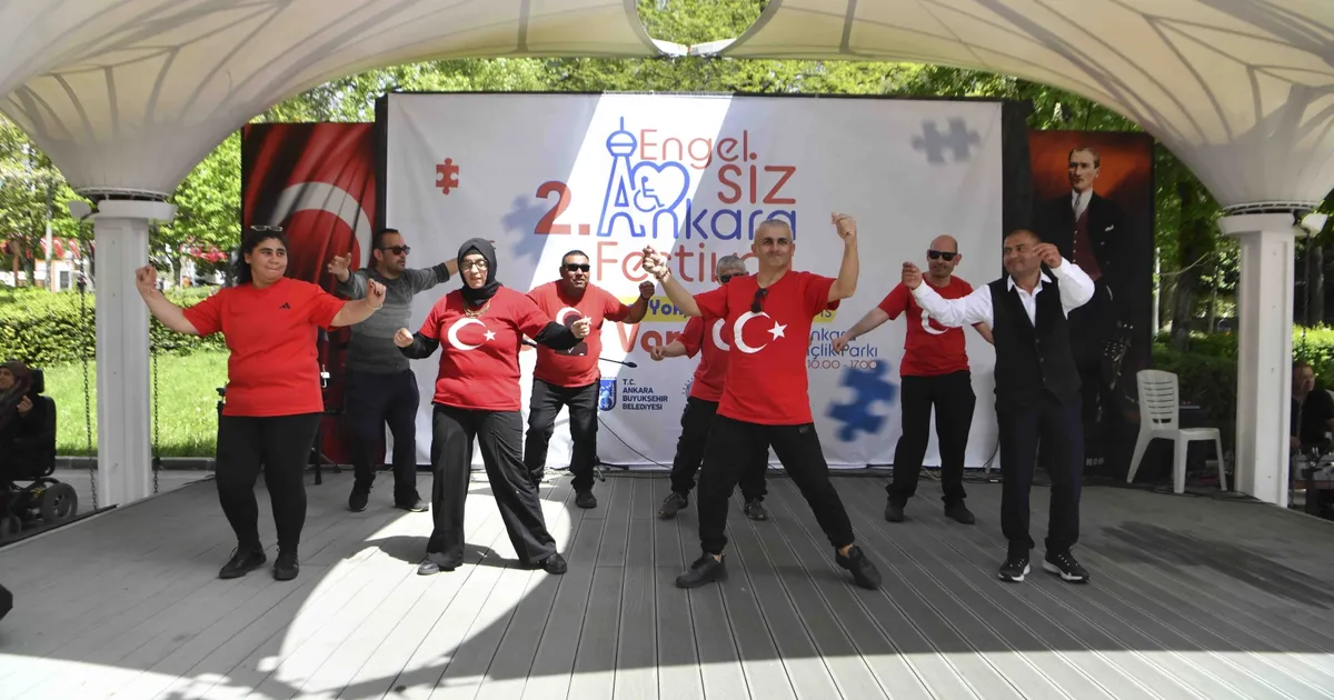 Başkent’te engel yok, şenlik var