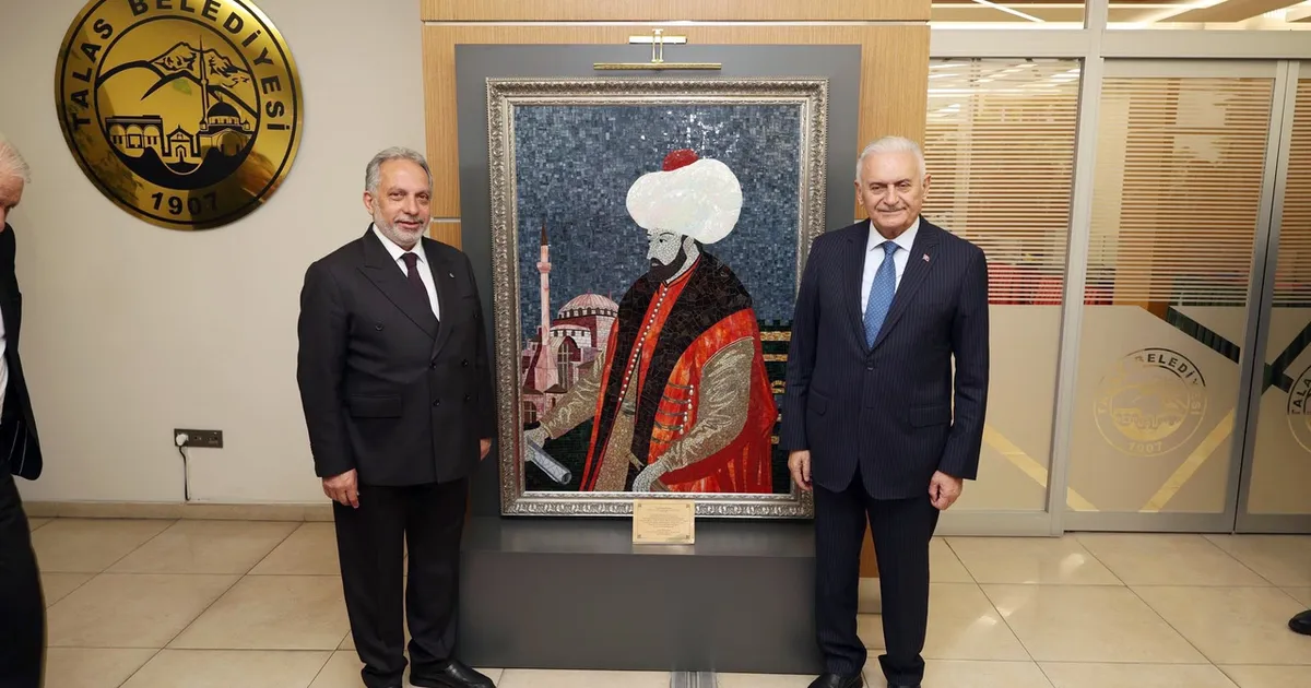 Binai Yıldırım’dan Kayseri Talas’a övgü