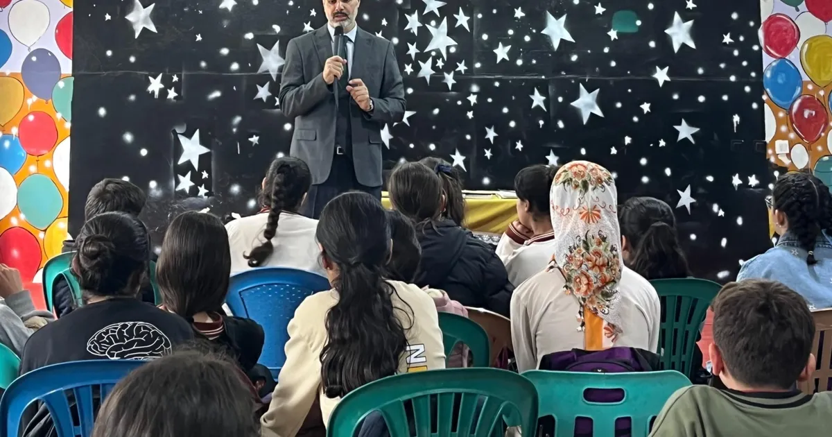 Bismil’de öğrencilere ‘Başarıda Arkadaş Seçimi’ konferansı