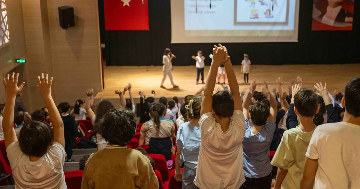 Bornova’da sağlık seferberliği büyüyor