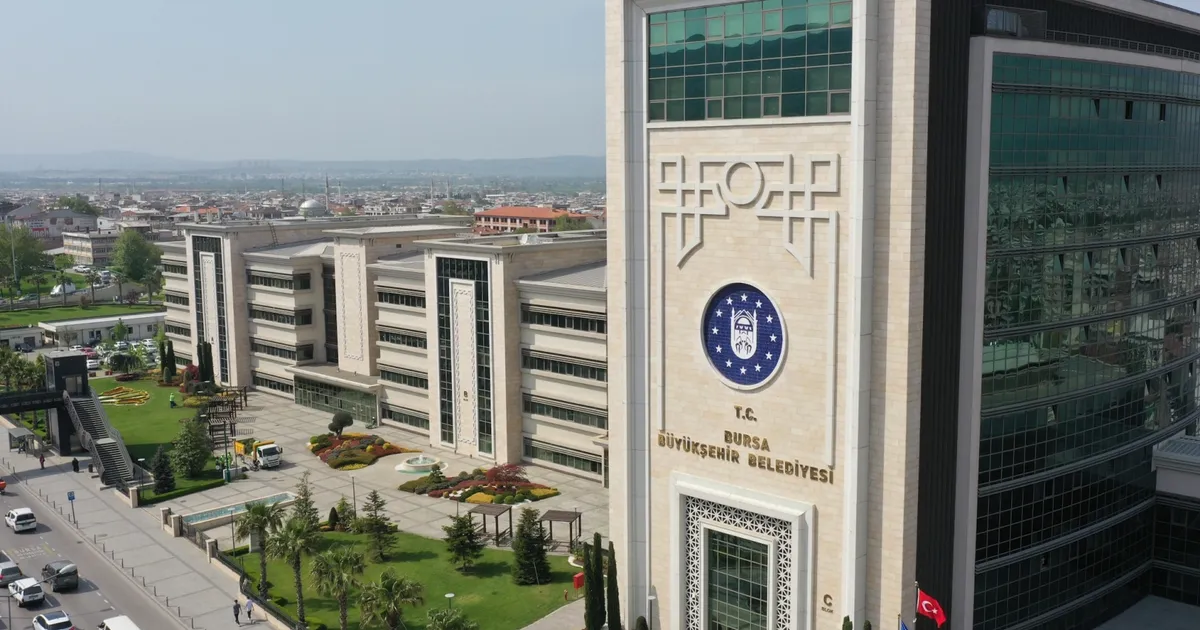 Bursa Büyükşehir bayrama tam tekmil hazır