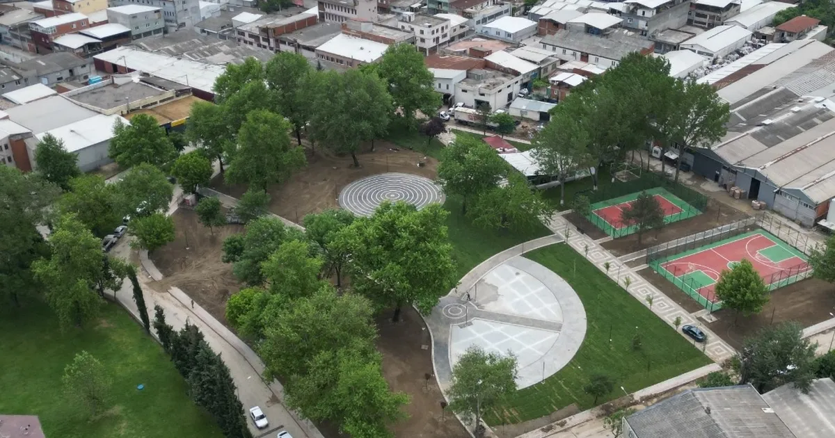 Bursa Büyükşehir’den Osmangazi Altınova mahalle parkına yenileme