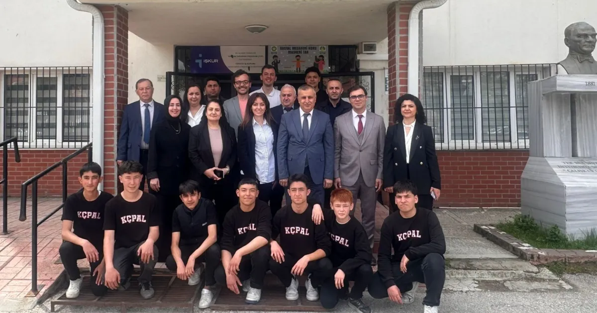 Bursa İl Millî Eğitim Müdürü Gürhan Çokgezer, Keles ilçesini ziyaret