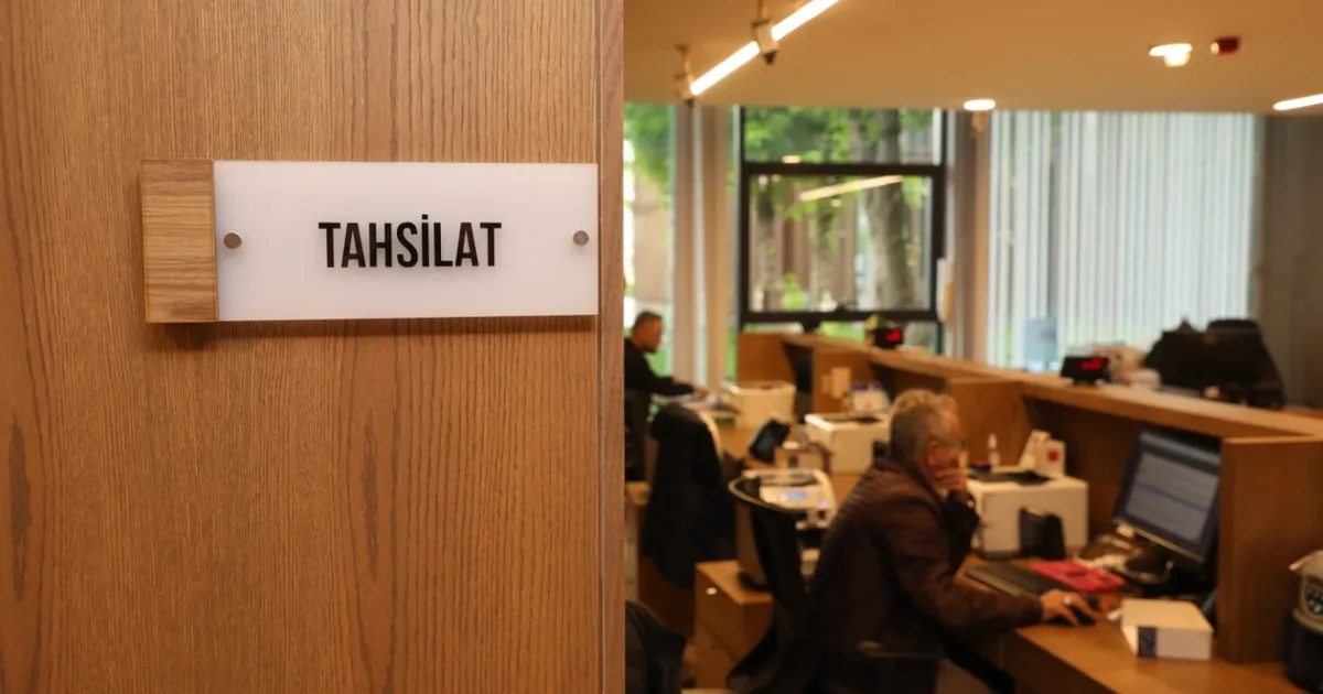 Bursa İnegöl Belediyesi yılın ilk dönem vergilerini alıyor