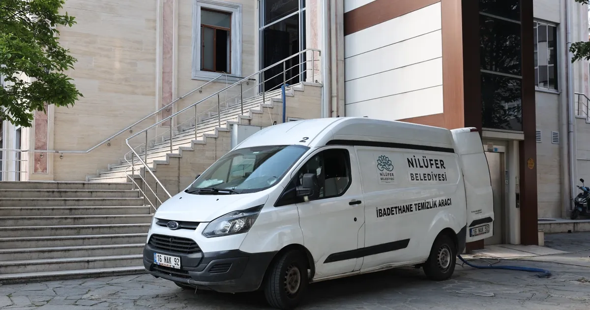 Bursa Nilüfer’in ibadethanelerinde bahar temizliği