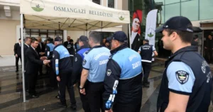 Bursa'da Osmangazi Belediye Başkanı Erkan Aydın, Kurban Bayramı öncesinde belediye