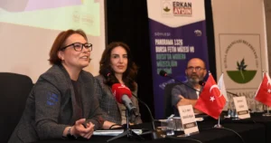 Bursa'da Osmangazi Belediyesi’nin Müzeler Haftası kapsamında düzenlediği söyleşide, modern müzeciliğin