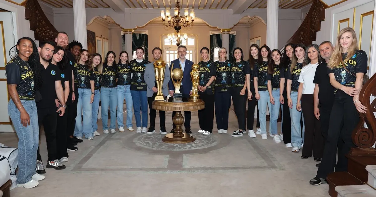 Sezona Süper Kupa zaferiyle başlayan, EHF Avrupa Kupası’nda ise finalin