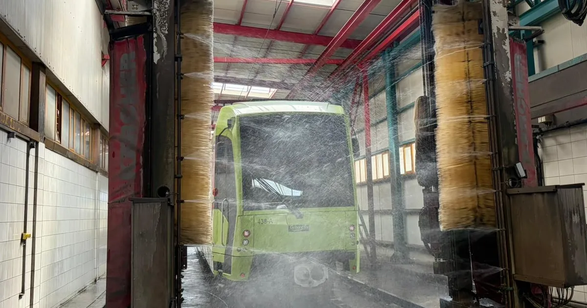 Bursa’da toplu ulaşım araçlarında bayram temizliği