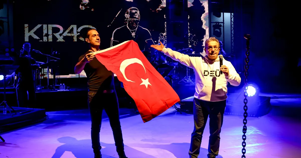 DEÜFest’e 15 bin katılımlı coşku