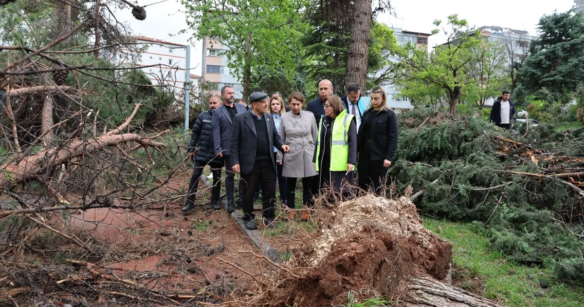Gaziantep’te etkili olan ve “süper hücre” olarak tanımlanan şiddetli hava