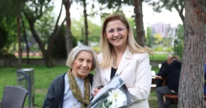 İstanbul Bakırköy Belediyesi tarafından Ataköy Emekliler Evi’nde düzenlenen Anneler Günü