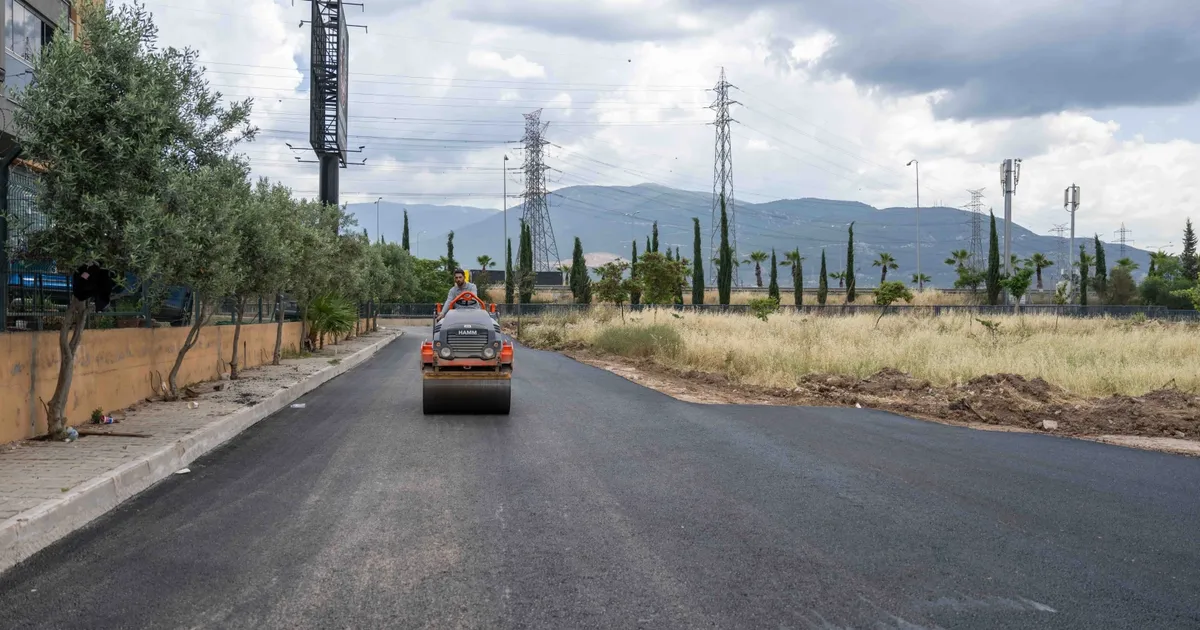 İzmir Bornova’da asfalt seferberliği