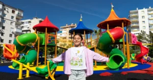 İzmir'de Narlıdere Belediyesi, parkları daha güvenli ve konforlu hale getirmek