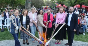 İzmit Belediyesi, Alevi Kültür Derneği Kocaeli Şubesi ve Yahya Kaptan