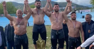 Kocaeli Büyükşehir Belediyesi Kağıtspor Kulübü, farklı branşlarda elde ettiği derecelerle