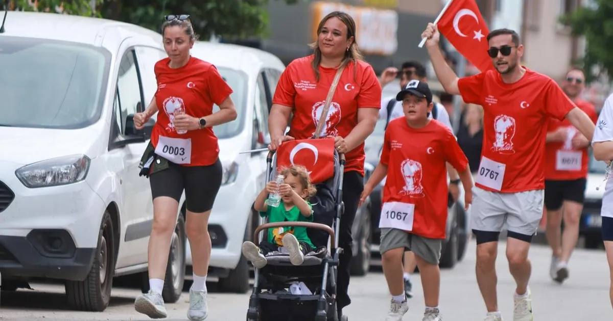 Karabağlar Ata’sı için koştu