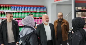 Kayseri Kocasinan Belediye Başkanı Ahmet Çolakbayrakdar, Kurban Bayramı öncesi Dost