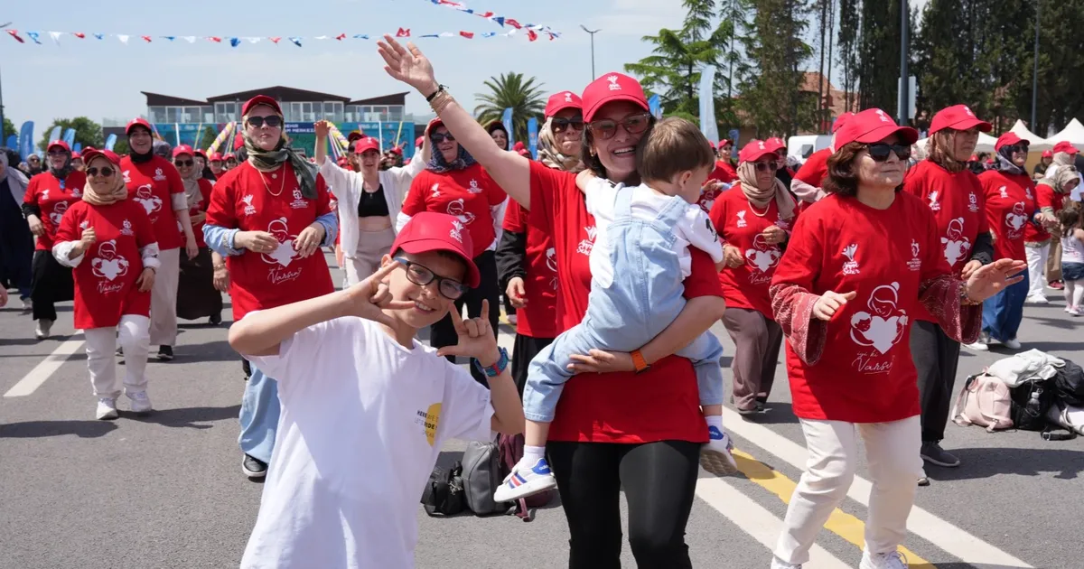 Kocaeli Büyükşehir Belediyesi, kadınların sosyal hayattaki konumunu güçlendirmeyi hedefleyen özel
