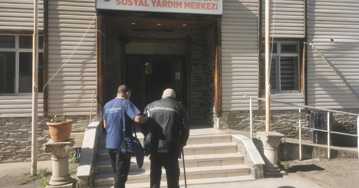 Kocaeli’nde çöp ev dramı sona erdi