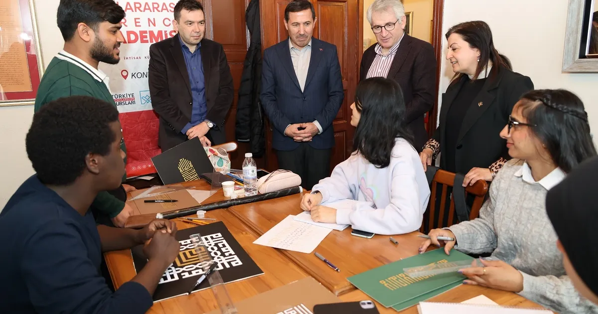 Konya Karatay’da 48 ülkeden öğrenciler sanatla buluştu