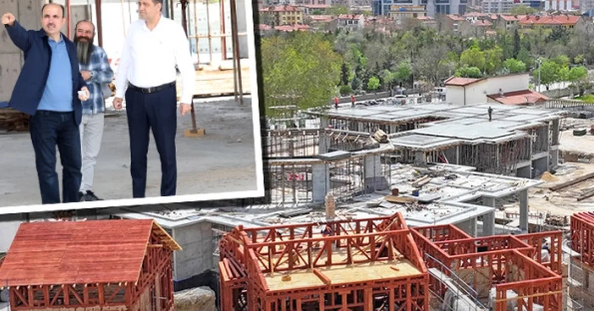 Konya Büyükşehir Belediyesi’nin Karatay Belediyesi’yle birlikte yürüttüğü “Mevlana Türbesi Arkası