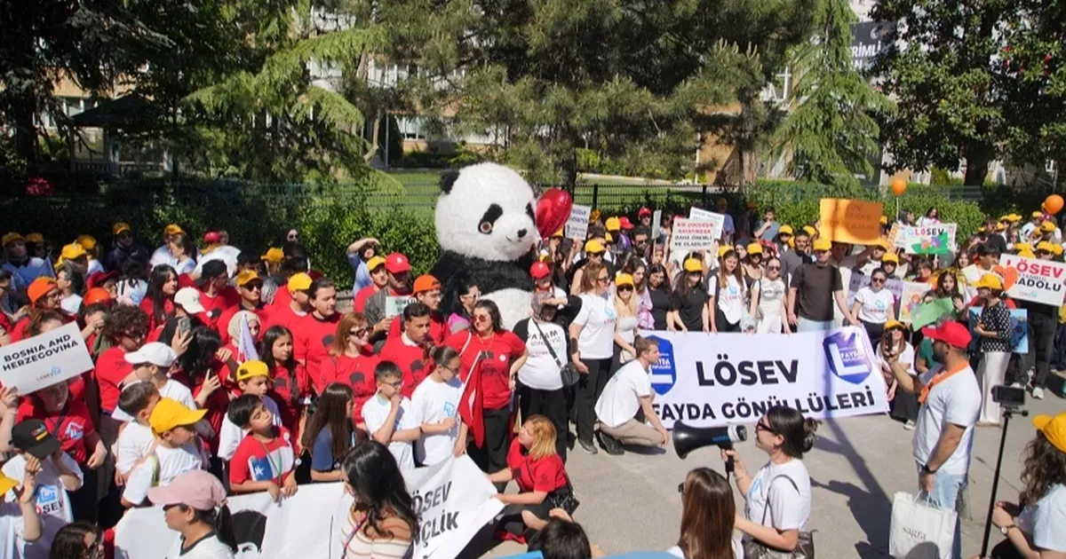 LÖSEV’den dünyaya mesaj… Lösemili Çocuklar Haftası Bursa’dan İstanbul’a uzandı