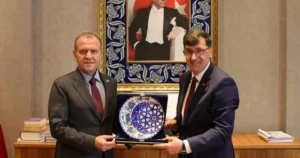 Türkiye Belediyeler Birliği (TBB) ve Mersin Büyükşehir Belediye Başkanı Vahap