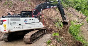 Trabzon’da etkili olan sağanak yağış sonrası Araklı ve Sürmene ilçelerinde