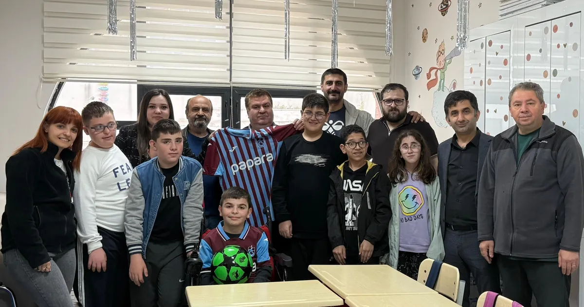 Trabzonspor sevgisi yüzünü güldürdü
