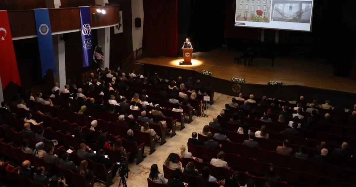 Ankara Üniversitesi 80 yaşında