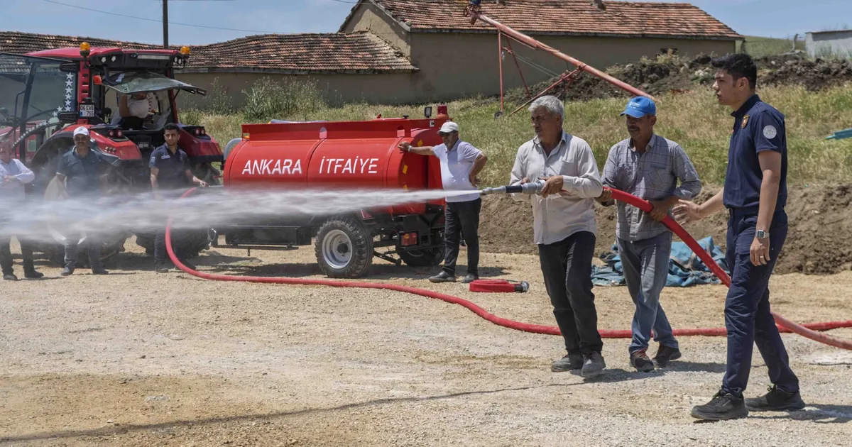 Ankara’da kırsal mahallelere yangın söndürme tankeri desteği