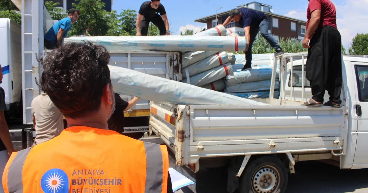 Antalya’da Gazipaşalı üreticilere naylon desteği