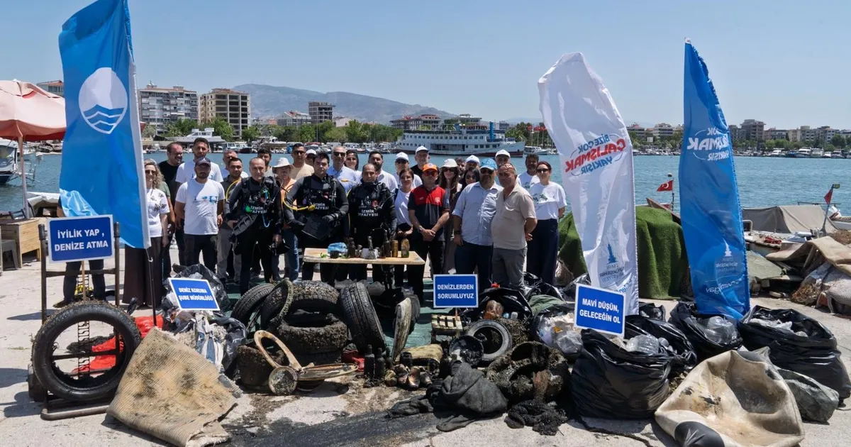 Araba lastiği, masa, sandalye, klozet kapağı… Bunlar İzmir denizinden çıktı!