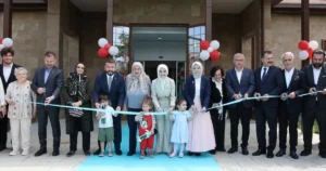 İstanbul Arnavutköy'deki Darülaceze Sosyal Yaşam Şehri'nde 35 çocuğa hizmet verecek