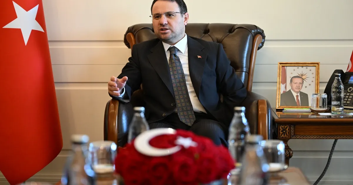 Bakan Gürlek: Çetelerin sadece sokaktaki tetikçilerini değil, finansal damarlarını da kesiyoruz