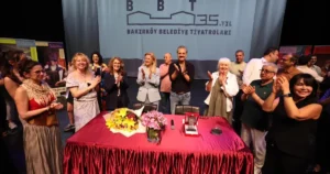 Bakırköy Belediye Tiyatroları 35. yıl lansmanında, geçen sezon 118 bin