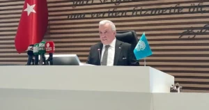 Nilüfer Belediye Başkanı Şadi Özdemir, Haziran ayı meclis toplantısında CHP'ye