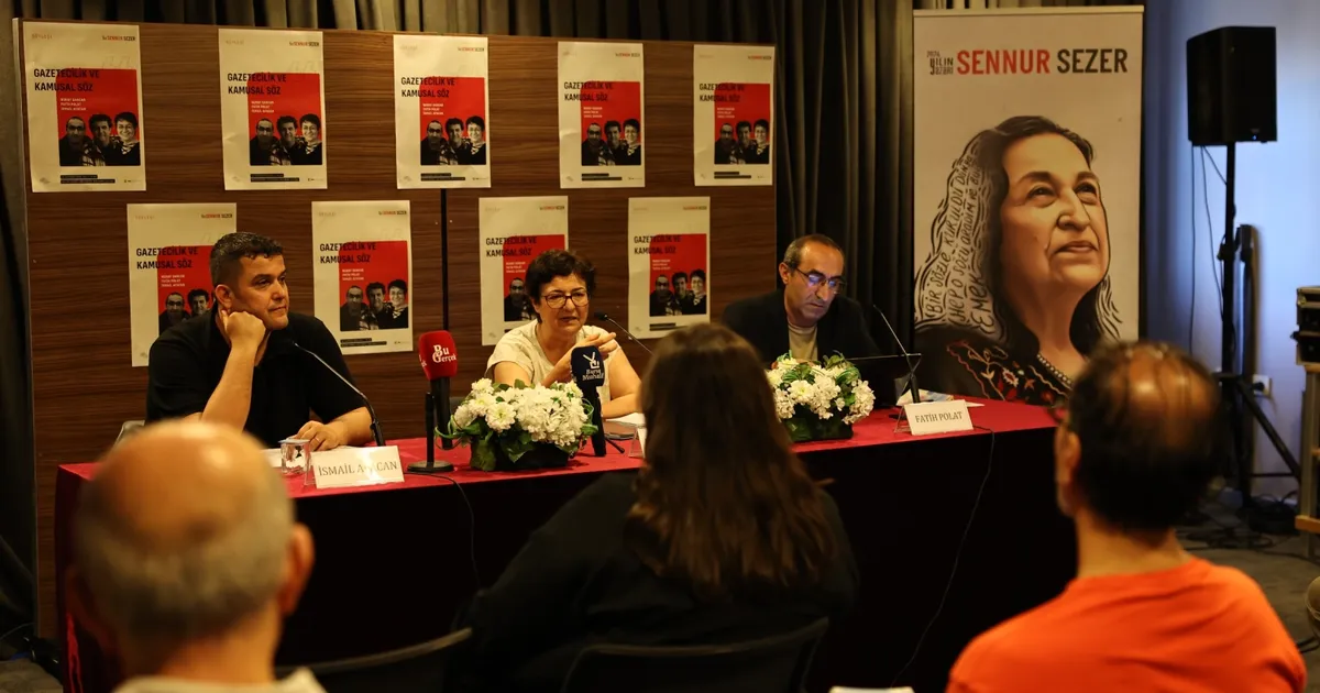 Bursa Nilüfer’de yılın yazarı Sennur Sezer’i çalışma arkadaşları anlattı