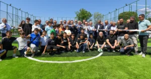 Bursa'nın Osmangazi ilçesinde yaşayan çocukların ve gençlerin sporla iç içe,