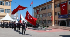Bursa Polis Meslek Eğitim Merkezi’nde (POMEM) düzenlenen 32. Dönem Mezuniyet