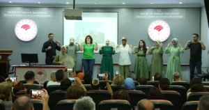 Bursa’da işitme engelli bireylerin kamu hizmetlerine erişimini kolaylaştırmak amacıyla düzenlenen
