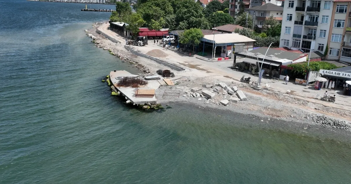 Kocaeli sahilleri, Büyükşehir Belediyesi tarafından modernleştirilirken; Değirmendere’deki çalışmalarda sona gelindi.