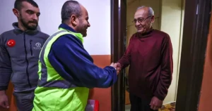 Denizli Büyükşehir Belediyesi’nin 65 yaş ve üzeri vatandaşların evlerindeki küçük