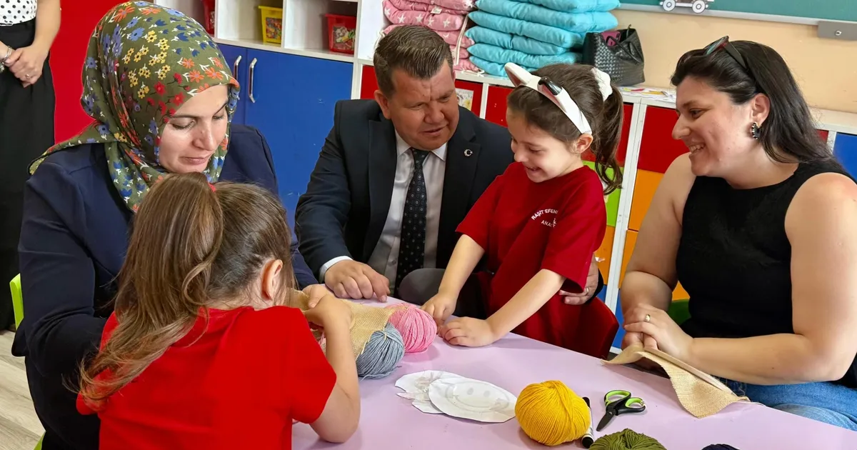 Edirne Keşan’da minik eller iş başında
