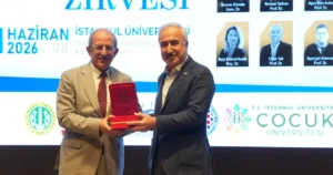 İstanbul Üniversitesi ev sahipliğinde gerçekleştirilen Eğitimde Zekâ ve Yetenek Zirvesi