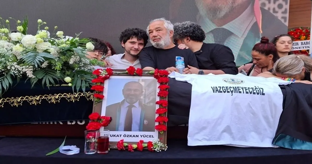 İzmir Barosu eski başkanı Özkan Yücel’e hüzünlü veda