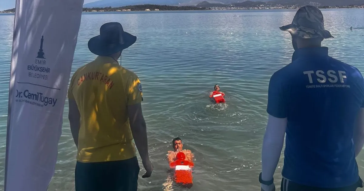 İzmir Büyükşehir Belediyesi, mavi bayraklı halk plajlarında güvenliği artırmak için