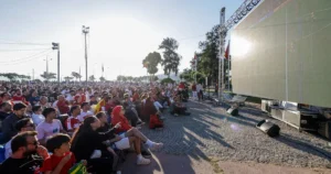 İzmir Büyükşehir Belediyesi'nin Konak, Buca, Karşıyaka ve Bornova'da kurduğu dev