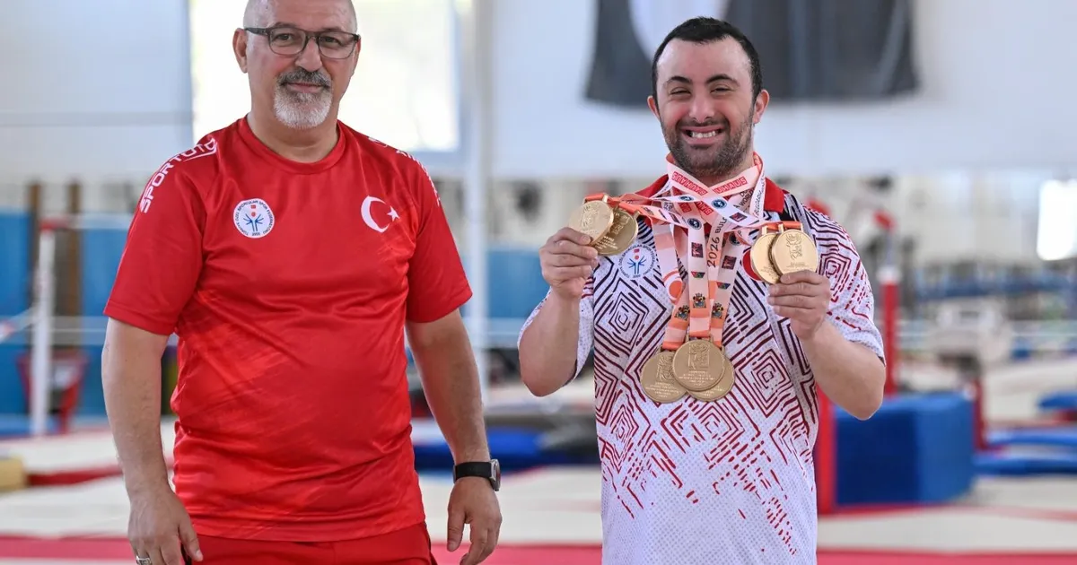 İzmirli özel sporcu Öztürk’ten tarihi başarı